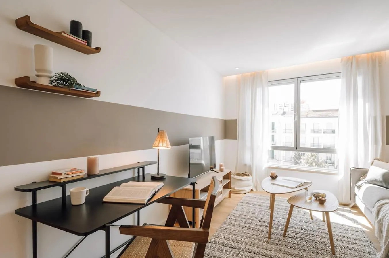 Ducenta - 1 Bedroom And Parking In Alvalade Лиссабон Апартаменты
