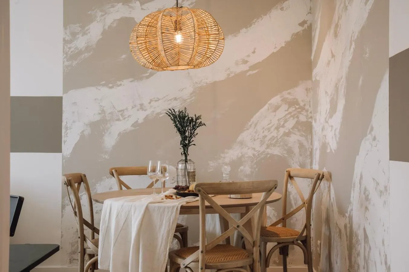 Ducenta - 1 Bedroom And Parking In Alvalade Лиссабон Португалия